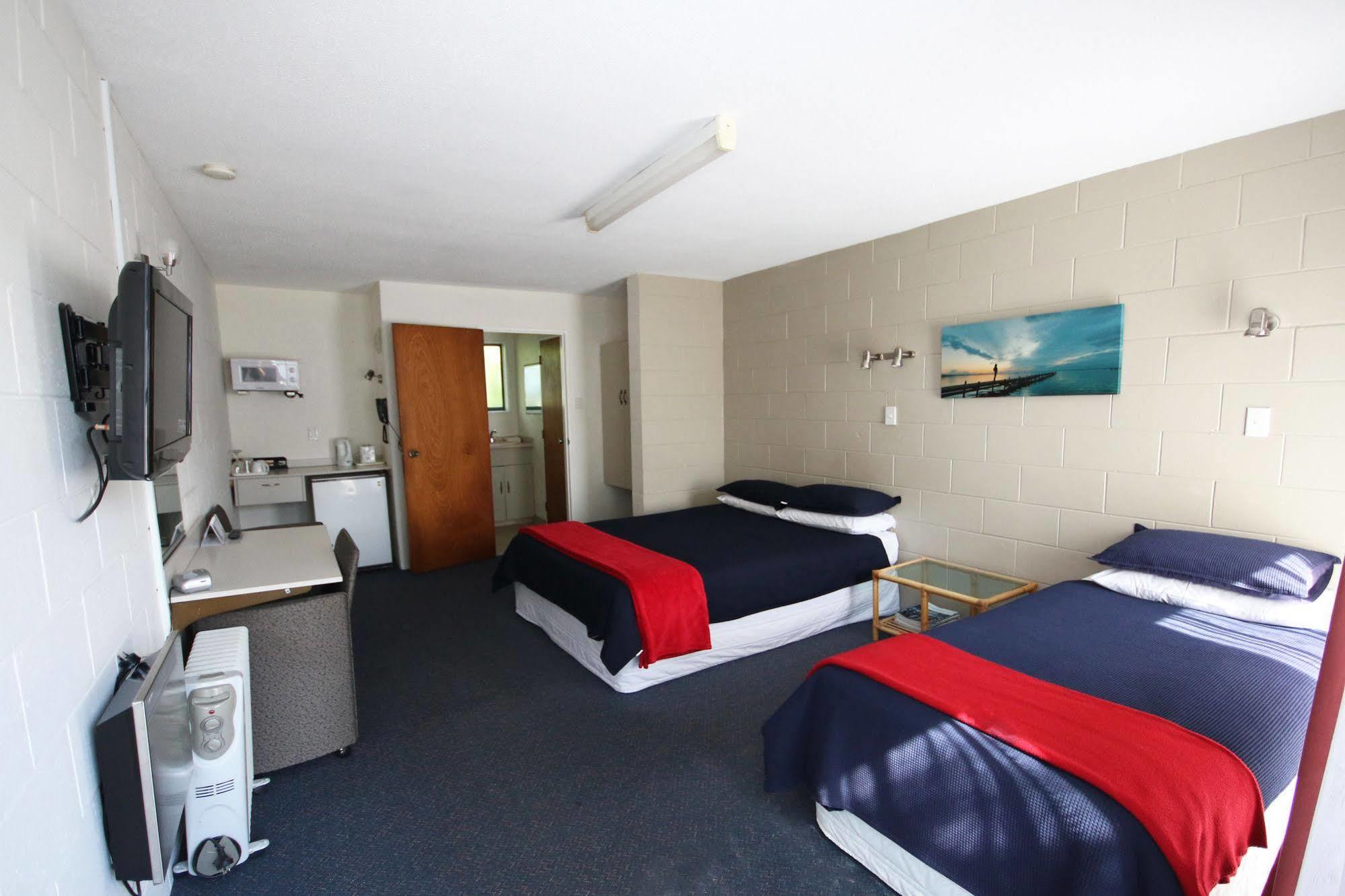 Midway Pacifica Lodge Лоуэр-Хатт Экстерьер фото